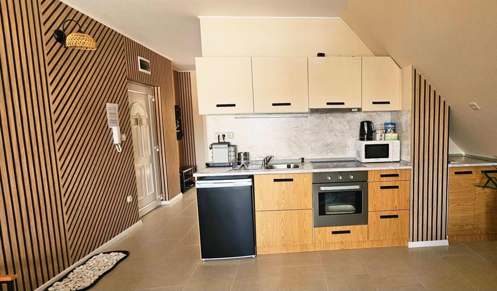 Hetvezer Penthouse Apartments Segedín Exteriér fotografie